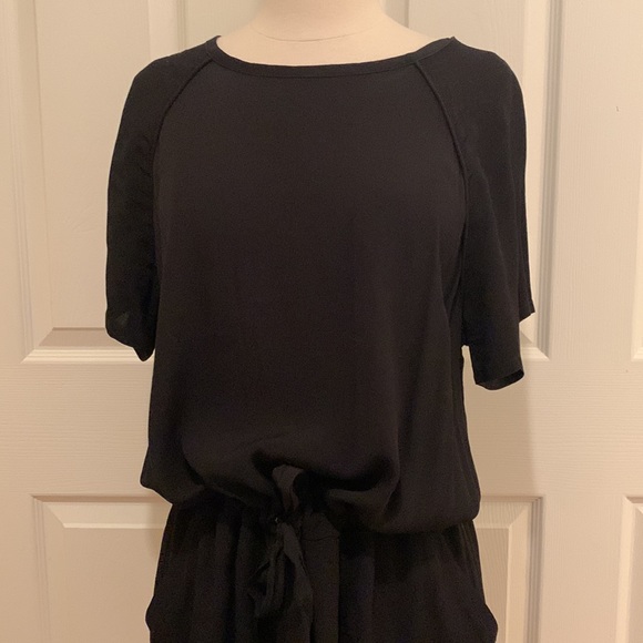 Monrow Twill Pocket Dress with Waist Drawcord • Size L - Picture 3 of 16